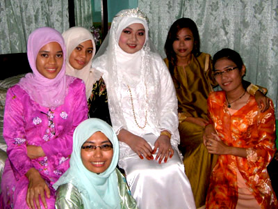A Muslim wedding in Perlis Malaysia Ain Akma Leilah the bride Miza 