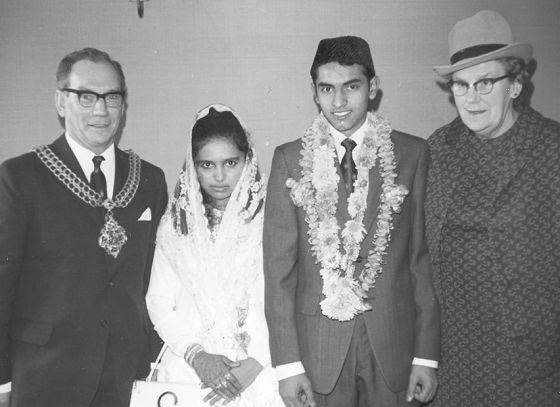 First Gujarati Muslim wedding in Gloucester