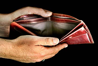 empty wallet, poor