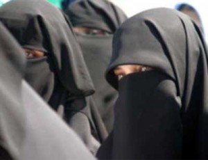 niqab veil 300x230 %photo