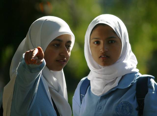 two-muslim-girls